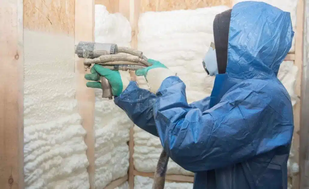 spray foam insulation services to Roswell, Georgia