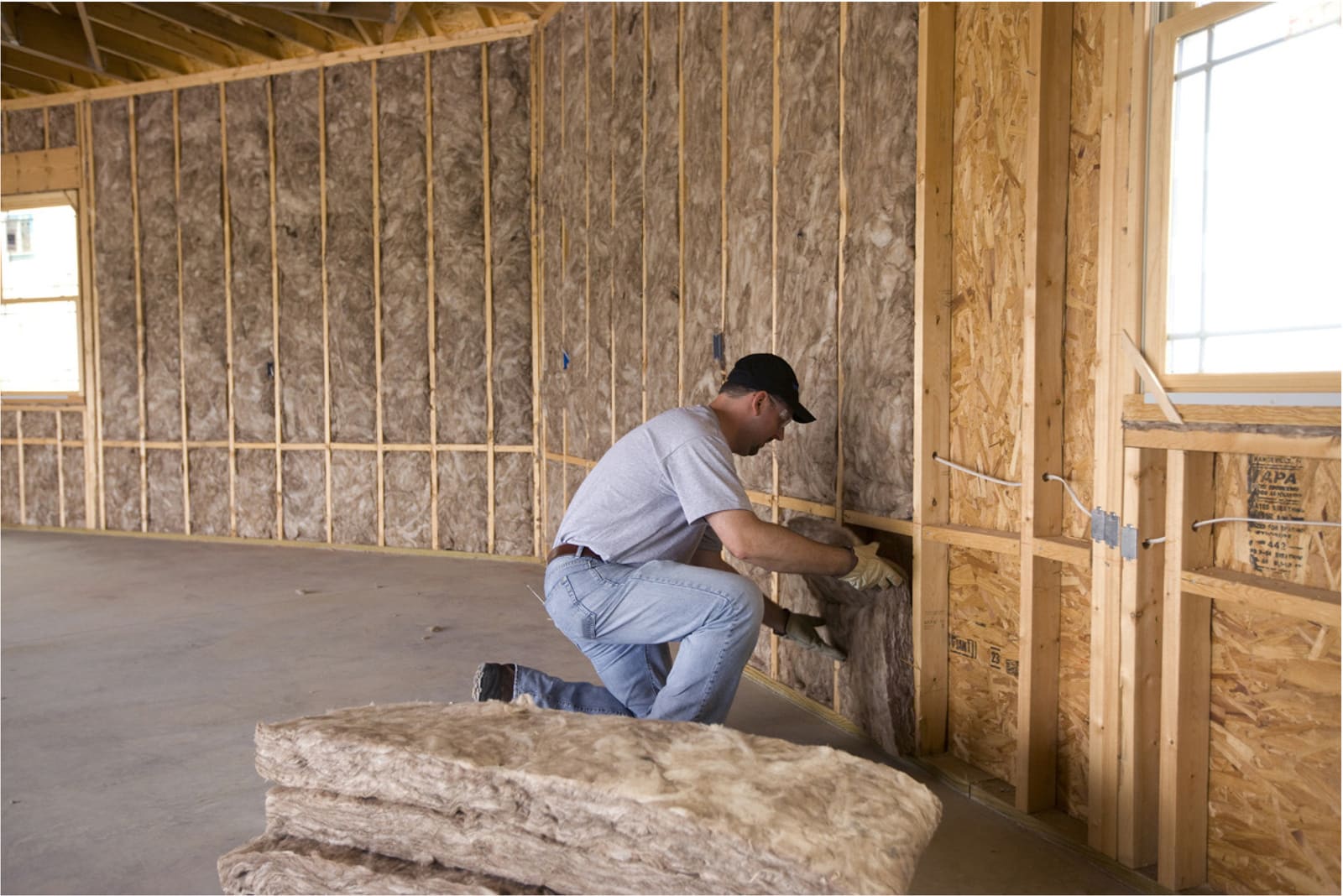 Wall insulation contractors