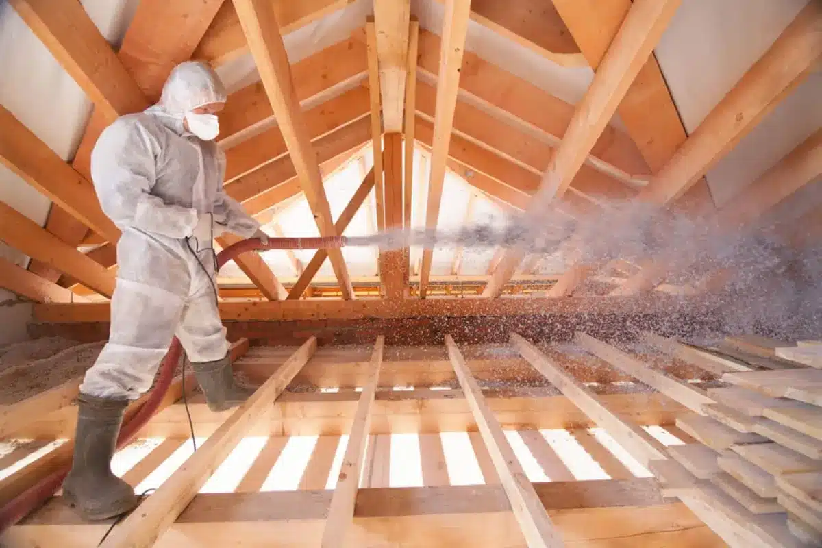 Blown in insulation blown-in fiberglass insulation