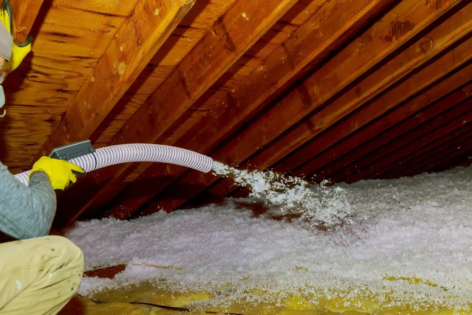 Top Reasons to Choose Blown-In Fiberglass Insulation in Atlanta, GA Blown In Fiberglass-Insulation