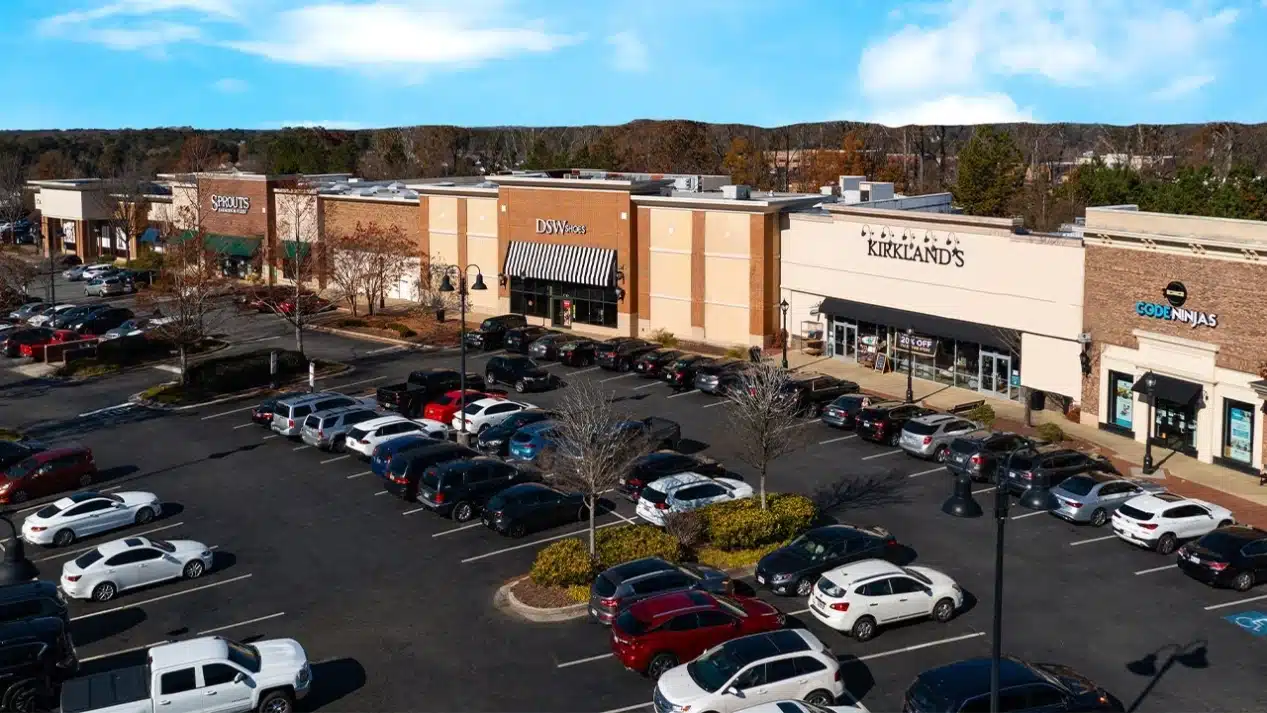 The Shoppes at Webb Gin