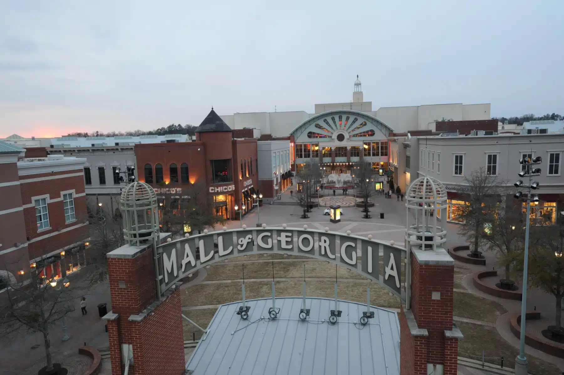 High-performance spray foam insulation by Makeover Insulation, optimizing comfort for homes near the bustling Mall of Georgia.