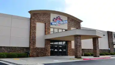 Stars and Strikes, Loganville, GA