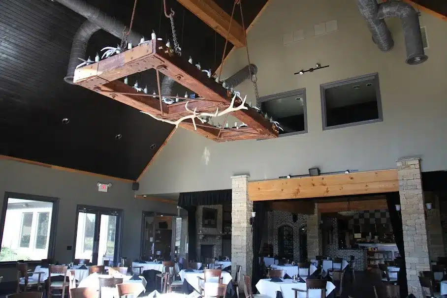 Royal Lakes Golf & Country Club