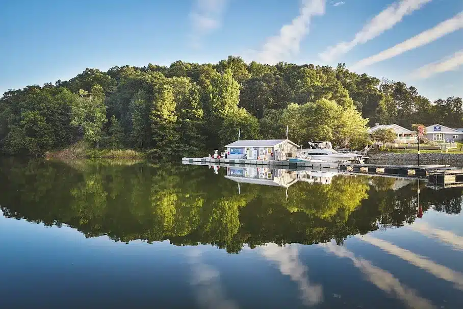 Safe Harbor Hideaway Bay